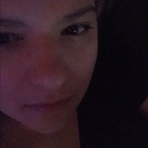 Meet your Posher, Deena